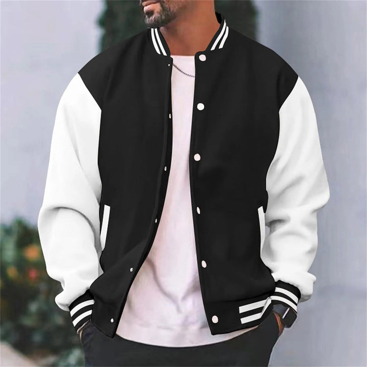 Mænds sporty collegejakke i afslappet design, perfekt som overgangsjakke til moderne hverdag og streetwear.