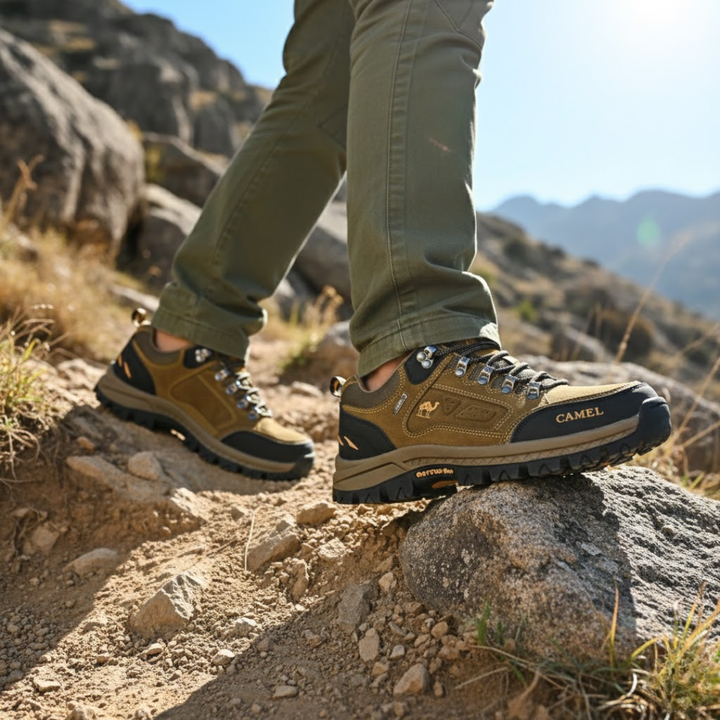 Skridsikre TrailPro vandresko for mænd. Ideelle til sikker trekking og robust brug i naturen.