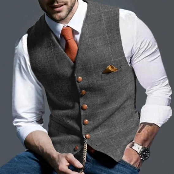 Alsidig herrevest, vintage inspireret med reverskrave, passer til både formelle og casual outfits.