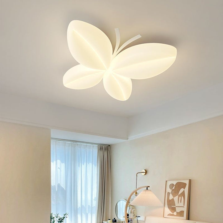 Magisk Starlit loftlampe til børneværelset, fantasifuldt design med blid LED-belysning i forskellige farver.