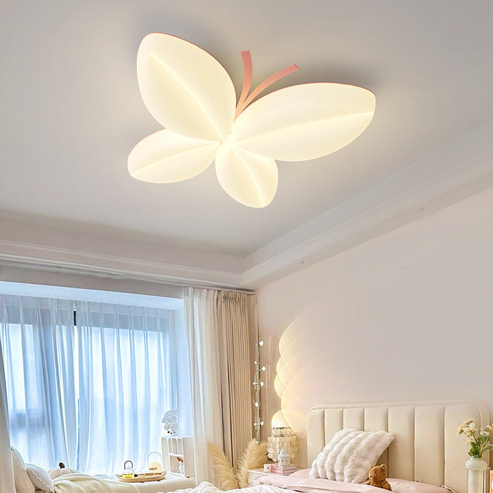 Magisk Starlit loftlampe til børneværelset, fantasifuldt design med blid LED-belysning i forskellige farver.