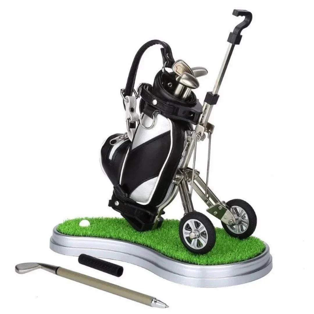Mini Golf Pennholder Sæt til kreativ og funktionel skrivebordsindretning. Perfekt kontorartikel og penneholder.