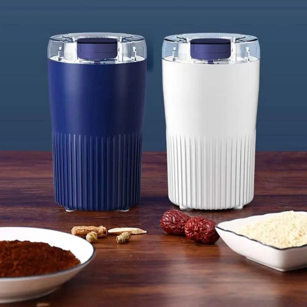 Kraftfuld miniblender til friske smoothies. Nem at bruge, ideel til en sund livsstil derhjemme eller på farten.