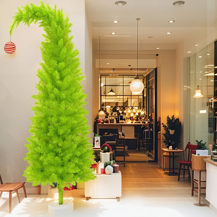 Elegant moderne kunstigt juletræ. Ideelt til stilfuld juledekoration i hjemmet.