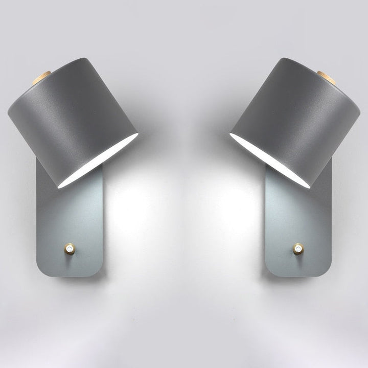 Smart LED væglampe. Energieffektiv belysning i et moderne og elegant design til hjemmet.