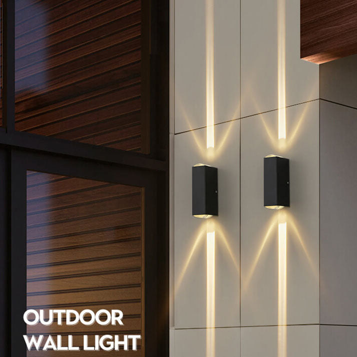 Moderne sort LED-udendørs væglampe, vejrbestandig, rektangulært design, elegant, varmt lys til terrassebelysning.
