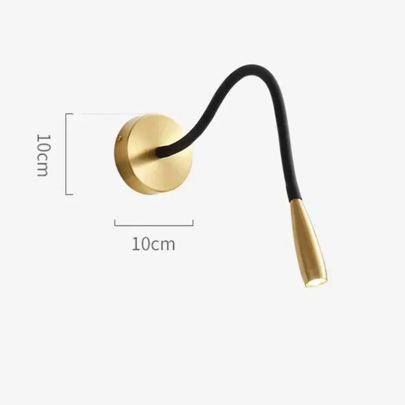 Moderne væglampe med drejearm, minimalistisk design, justerbar til målrettet belysning i stue eller soveværelse