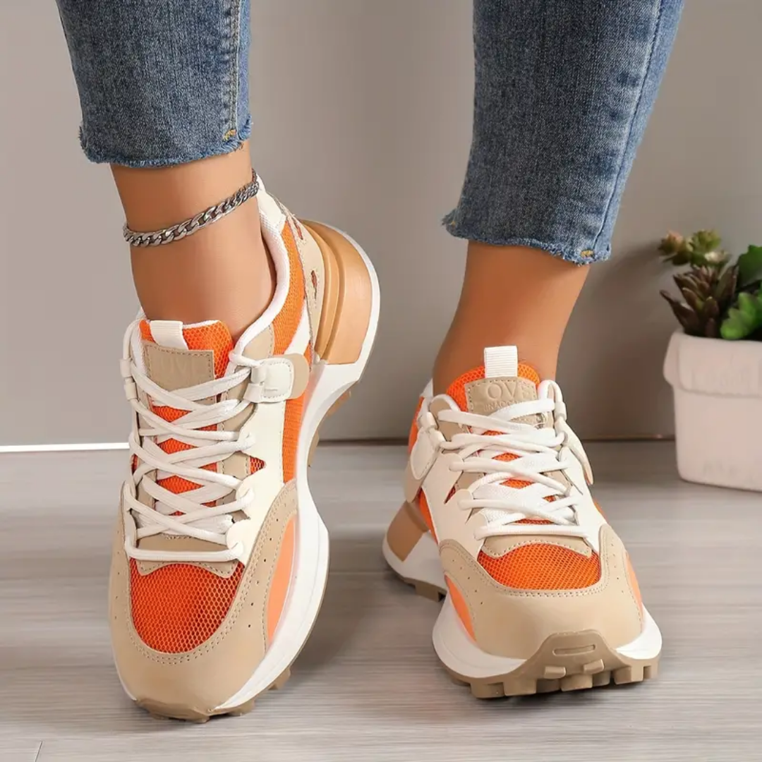 Orange stilfulde damesneakers til sommer, letvægts & komfortable. Perfekt til casual hverdagsbrug for kvinder.