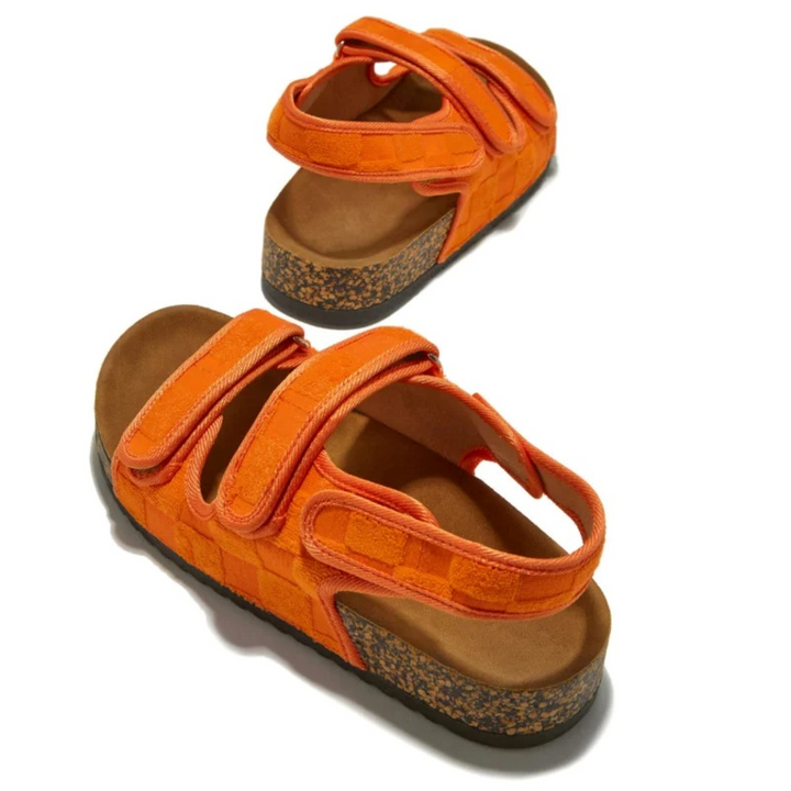 Ortopædiske sandaler med justerbar velcro, ortopædisk fodseng og skridsikker sål i blå.