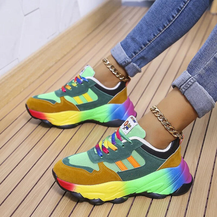 Ortopædiske sneakers i elegant design, åndbare, med polstrede såler, ideelle til komfort og hverdag.