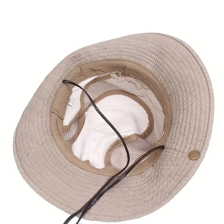 Outdoor solhat med bred skygge, UV-beskyttelse, justerbare stropper, ideel til vandreture og stranddage.