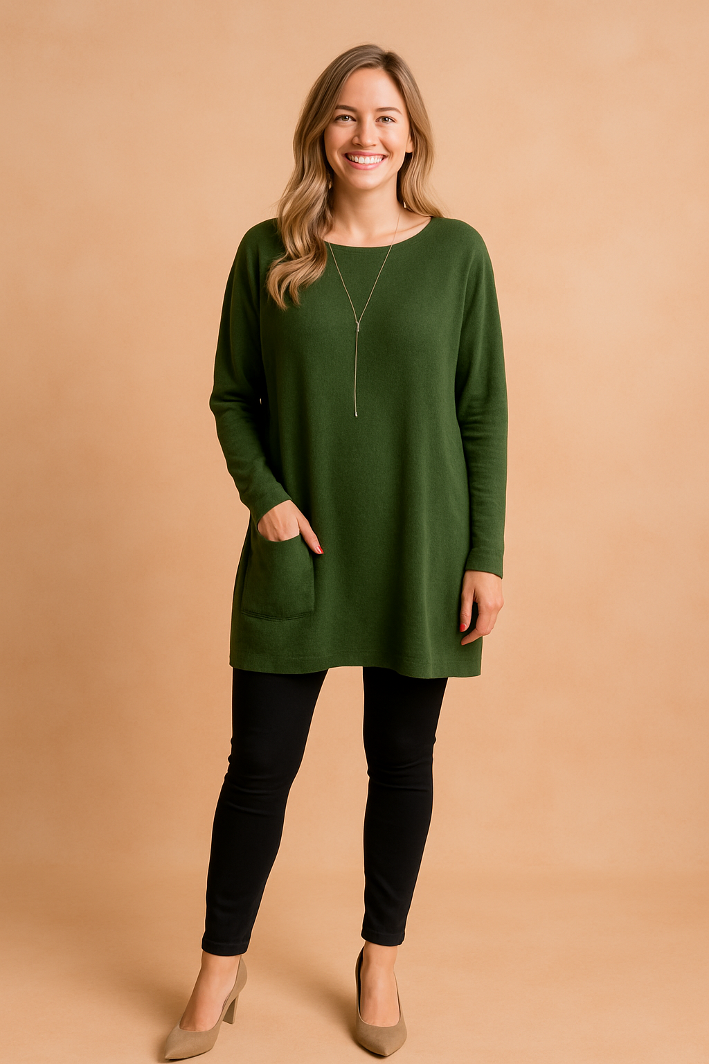 Stilfuld oversized sweater til kvinder, perfekt til afslappet hverdagsbrug. Med trendy lommer og høj komfort.