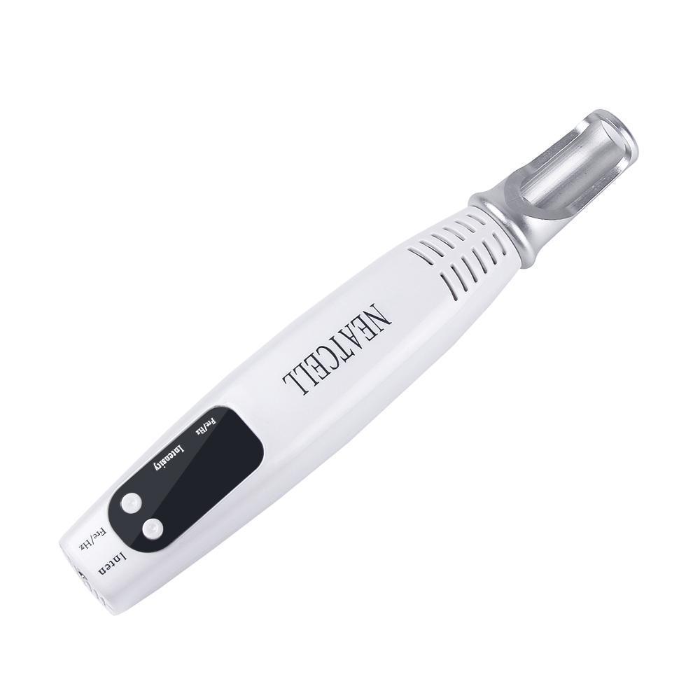 Picosekund laserpen i stilrent design, der effektivt forbedrer huden og fjerner pigmentering hjemme.