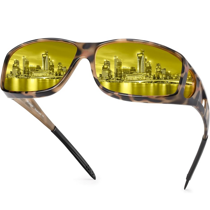 Polariseret natkørebrille, gule glas, sidebillede; reducerer blænding, ideelle til sikker natkørsel.