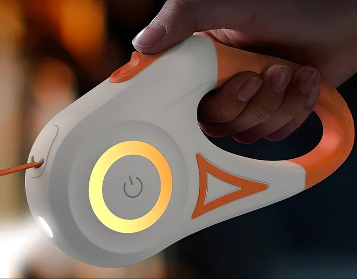 Til aftenture: Robust automatisk 5M LED hundesnor med reflekser giver sikkerhed for din hund.