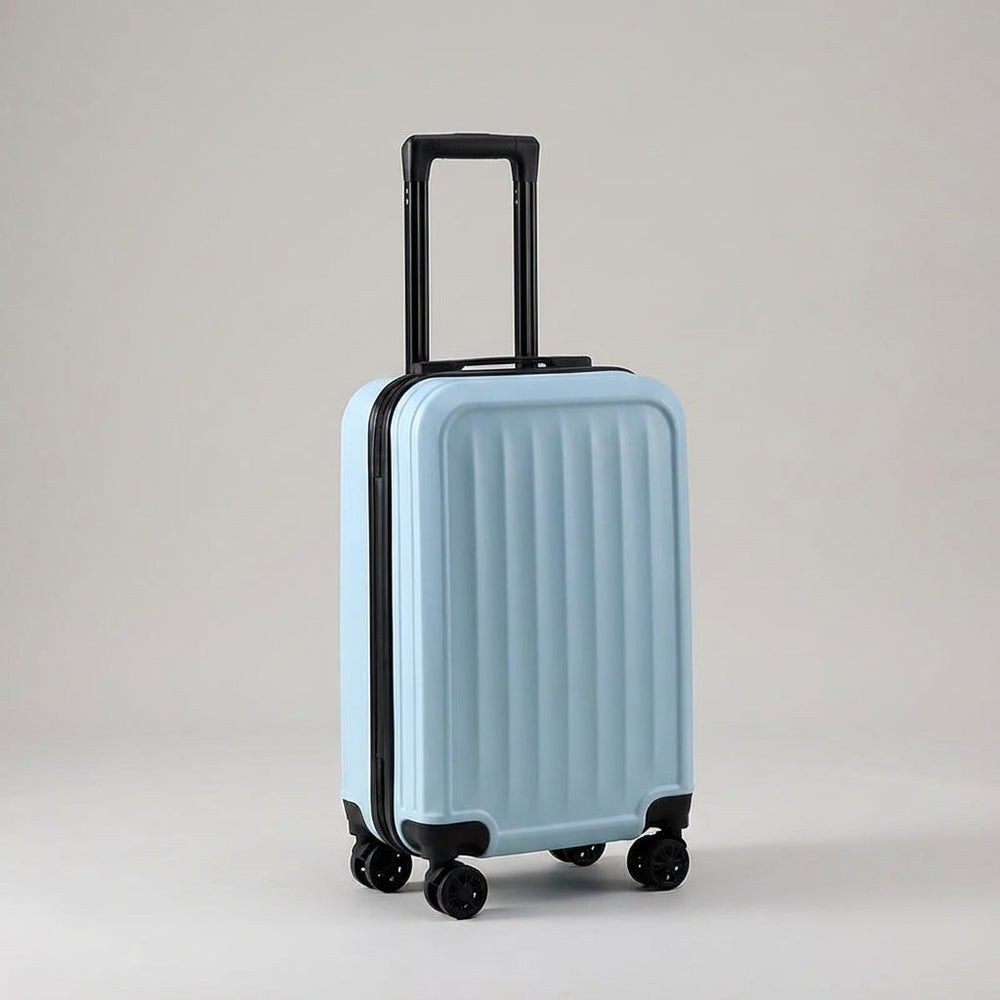 Stilfuld Traveon rejsekuffert med robust riflet design. Perfekt sikker bagage til enhver tur, let at manøvrere.
