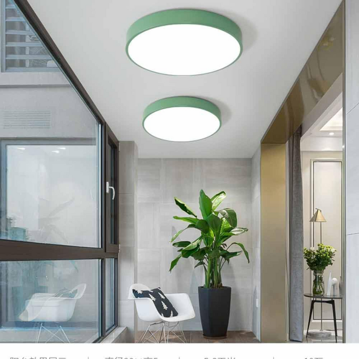 Design-loftslampe LED, rund og flad, en moderne tilføjelse til enhver stilfuld indretning.