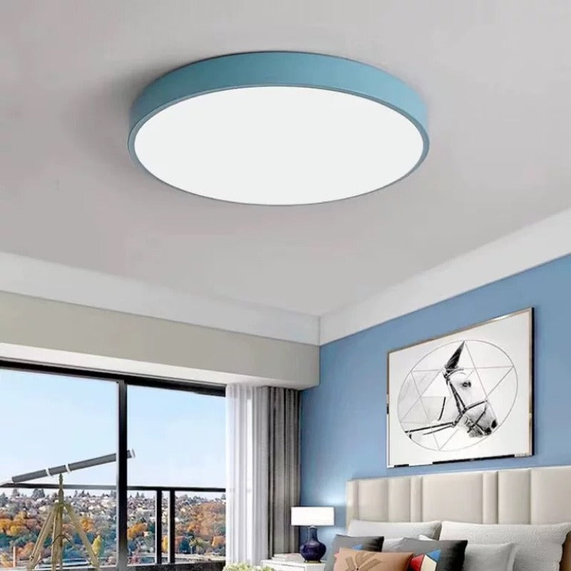 Designer rund LED-loftslampe, et centralt element i moderne og hyggelig hjemmebelysning.