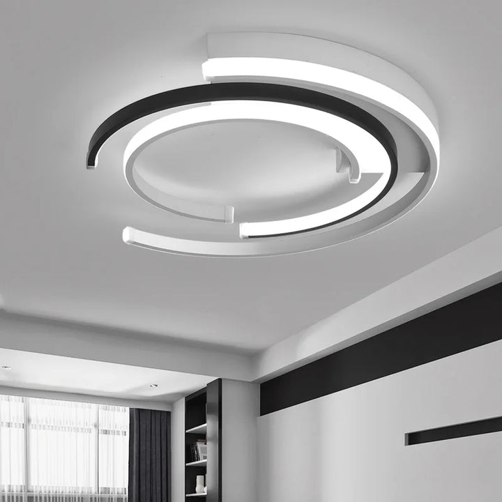 Rund, moderne LED-loftlampe i hvid, energieffektiv, ensartet belysning, 36W-52W effekt.