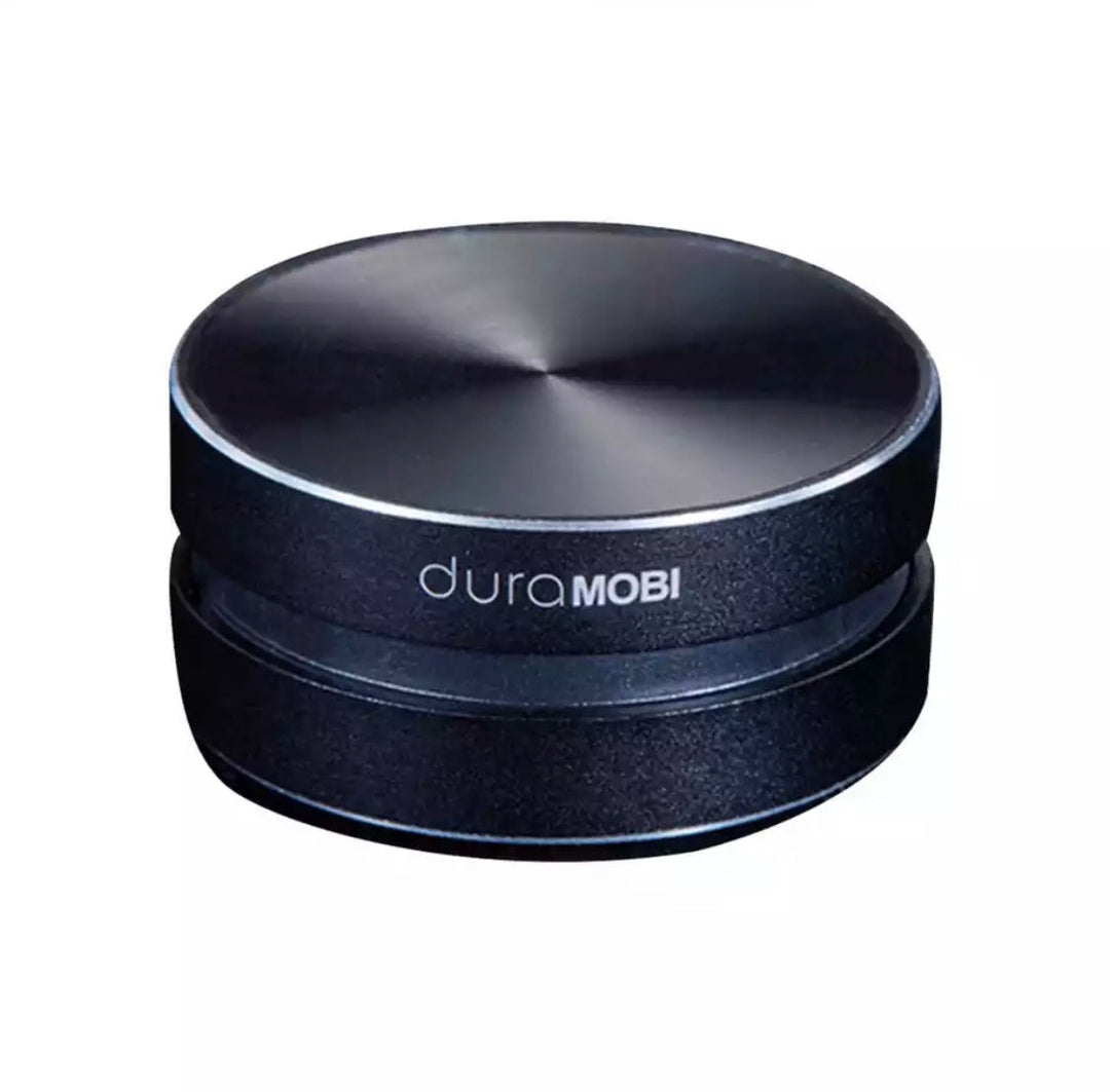 Innovativ sort Bluetooth vibrationshøjttaler leverer kraftfuld lyd overalt. Lille og bærbar for den bedste lydoplevelse.