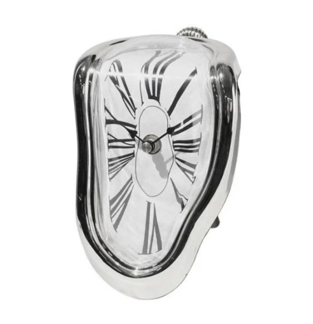 Salvador Dali smeltende ur med surrealistisk design, inspireret af Dalis maleri, velegnet til kunstelskere.