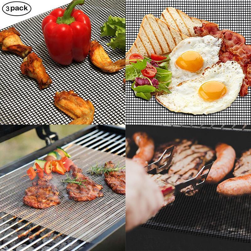 Forskellige fødevarer grilles jævnt på den sorte antihaft grillmåtte.