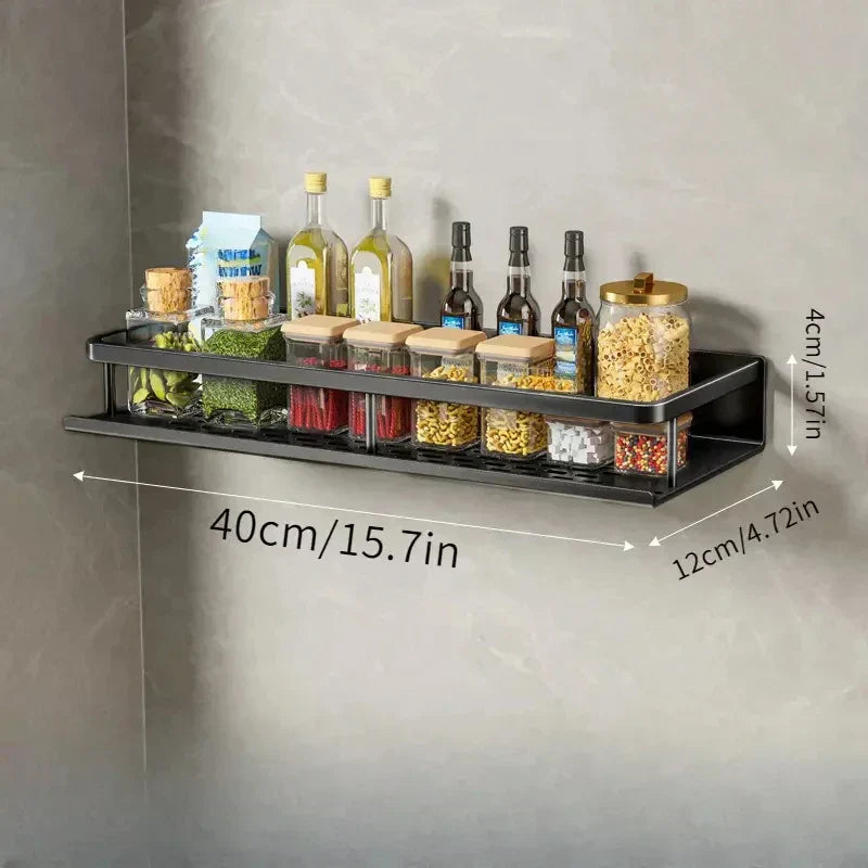 Sort køkkenhylde i moderne design, pladsbesparende, elegant metalstel til et stilfuldt og organiseret køkken.
