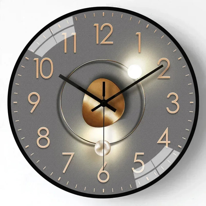 SilentTime digitalt vægur med justerbar lysstyrke, tilpas tidsvisningen til dit hjem.