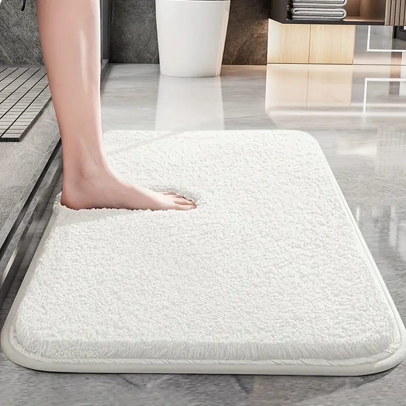Skridsikker bademåtte i moderne nordisk design. Perfekt til badeværelset, giver ultimativ komfort og sikkerhed.
