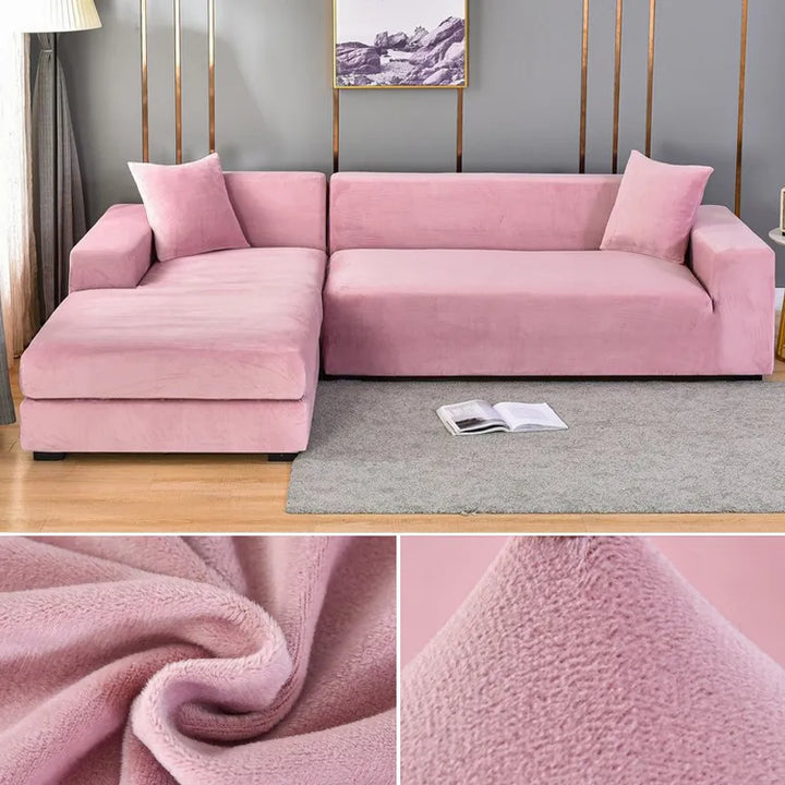 Stilfuldt sofaovertræk i en moderne stue. Skaber et indbydende hjemmemiljø med god stil.