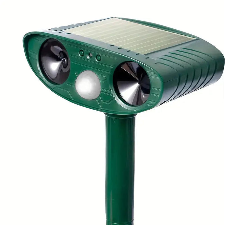 Solar dyreafskrækker med LED-blitz, vejrbestandig, bruger ultralyd til effektiv afskrækkelse af dyr i haven uden at skade dem.