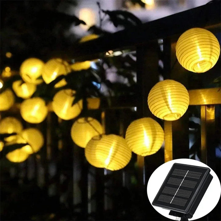 Solarcelledrevet vejrbestandig LED-udendørs lyskæde, der lyser op i haven, miljøvenlig og ideel til terrasse