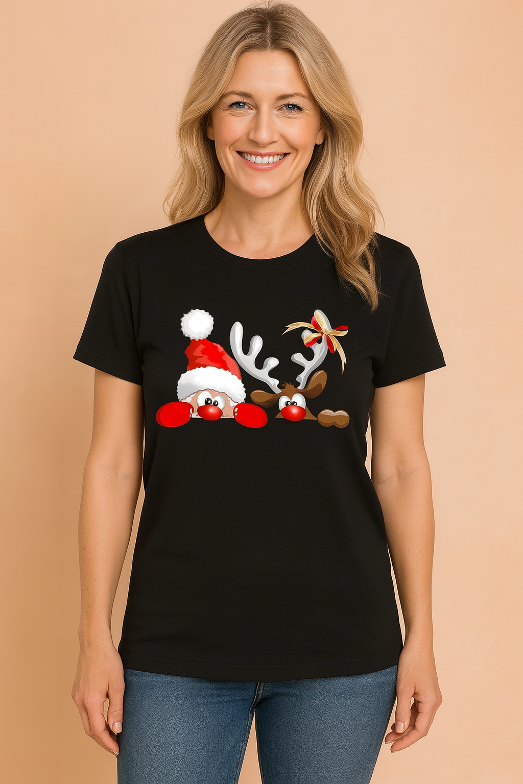 Kvinde T-shirt Maja: Sort, kortærmet med unikt, sjovt juletrold-motiv. En festlig gaveidé til julehumor.
