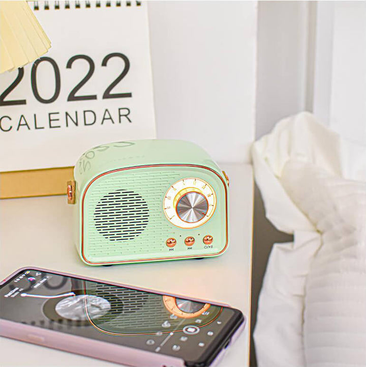 Nyd SoundSphere musikafspiller: en smart Bluetooth højttaler i retro design; perfekt gaveidé med klar lyd.
