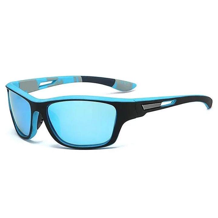 Sporty solbriller med polariserede linser og UV400 beskyttelse, ideelle til sport og fritid. Klassisk stel i robust plastik