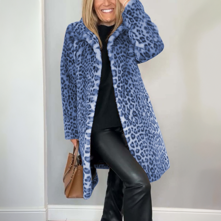 Alsidig dame leopardfrakke, ideel til både casual og festlig vintermode. Elegant og varm frakke.