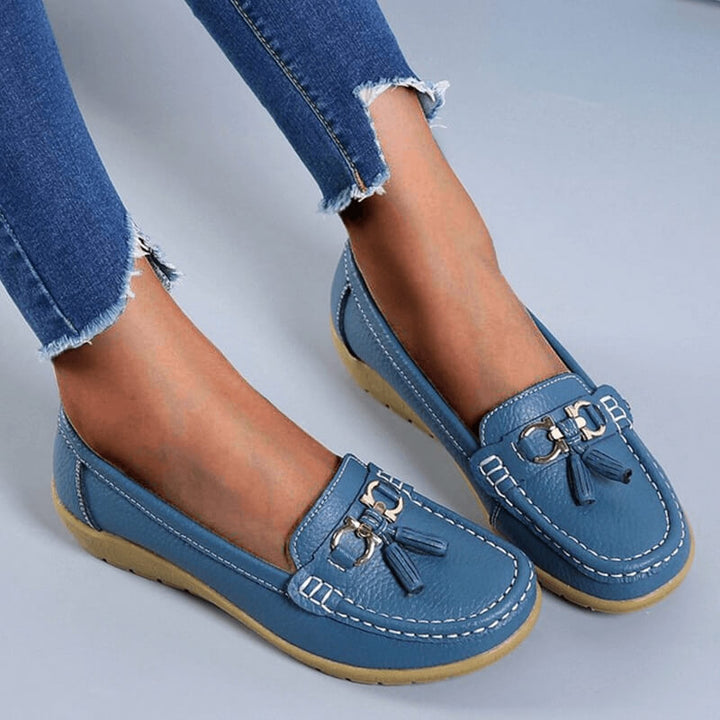 Stilfulde ortopædiske loafers til kvinder. Komfortable slip-on hverdagssko for optimal støtte hele dagen.