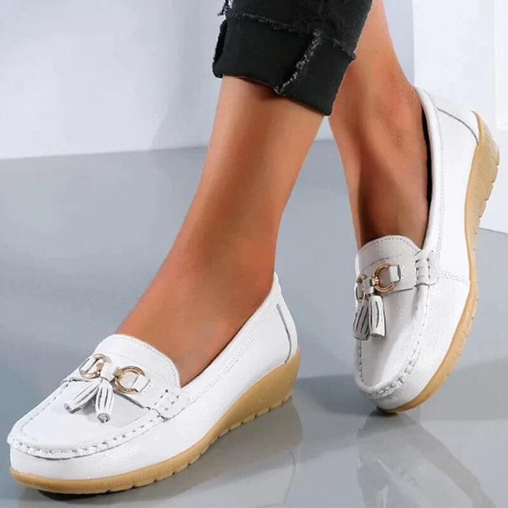 Letvægts ortopædiske loafers til damer. Stilfulde og komfortable slip-on sko til sommer og hverdag.