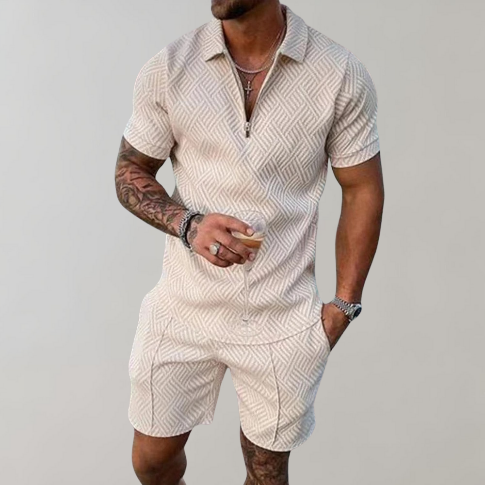 Blødt og åndbart herre polo sæt med lynlås, ideelt til sommerens casual mode og afslappede dage.