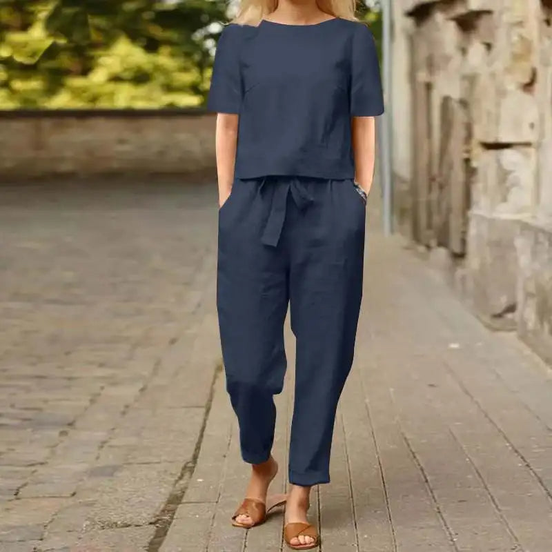 Stilfuldt kvinde jumpsuit sæt, elegant og komfortabelt, perfekt til fest eller afslappet fritid.