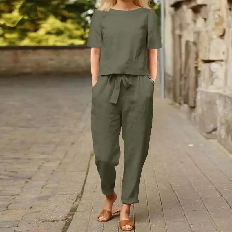 Moderne kvinde jumpsuit sæt, stilfuldt og elegant, et alsidigt valg for enhver festlig lejlighed.