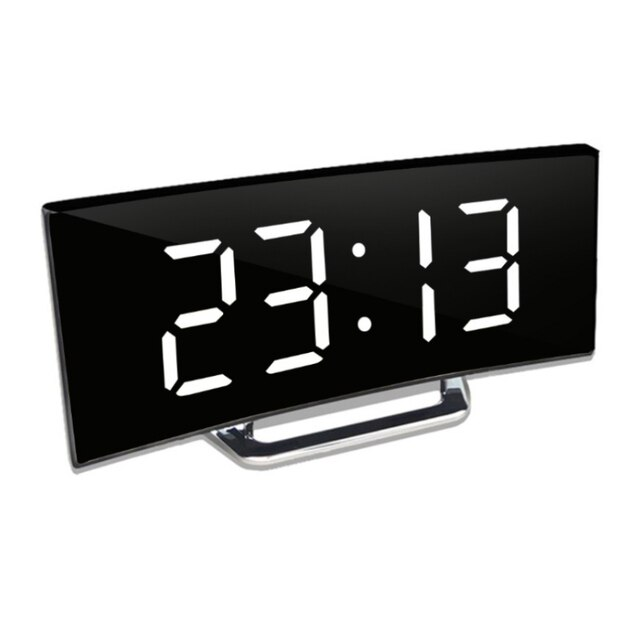 Elegant LED ur med buet skærm, der fungerer som et stilfuldt vækkeur m. automatisk lys.
