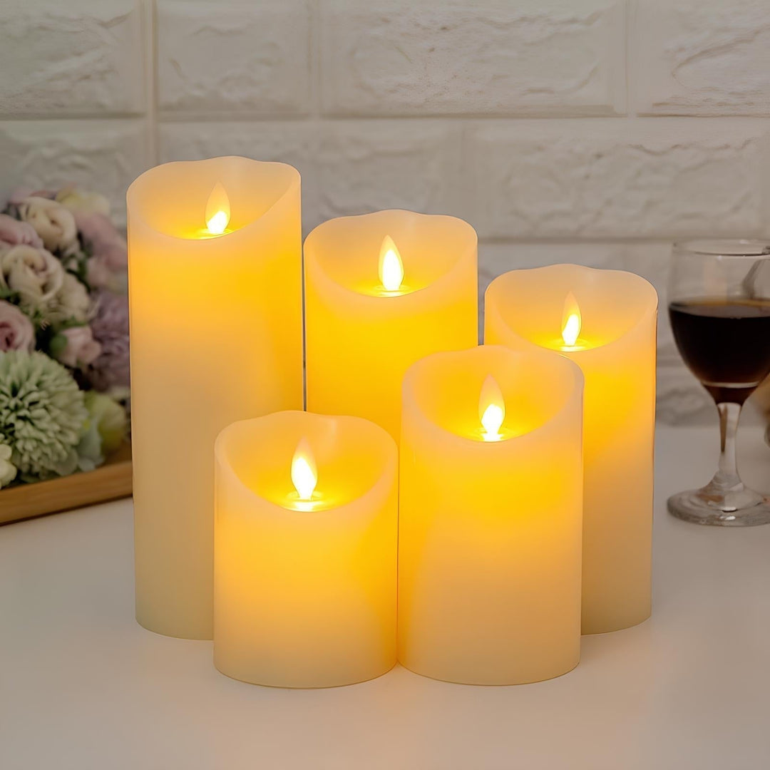 Stemningsfulde LED-lys med realistisk flammeeffekt i græskarform, trælook og klassisk design, varmt hvidt skær