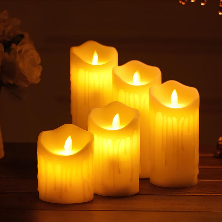 Stemningsfulde LED-lys med realistisk flammeeffekt i græskarform, trælook og klassisk design, varmt hvidt skær