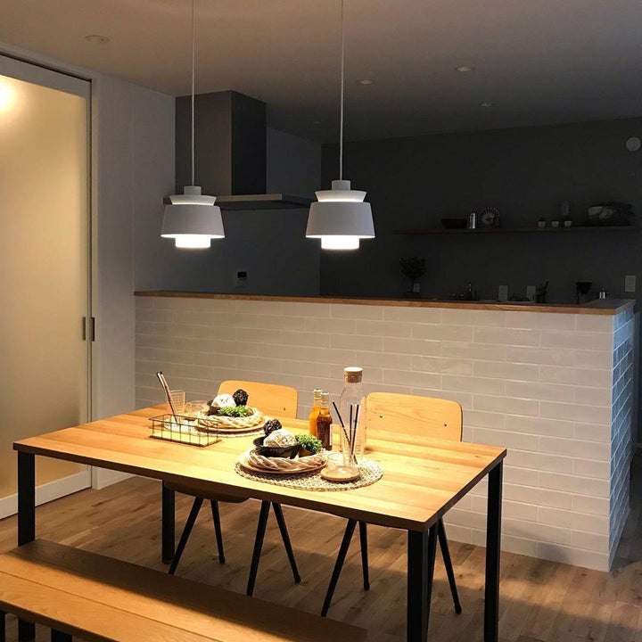Reflekterende TERJE loftslampe, stilfuld belysning til kontor og hjem.
