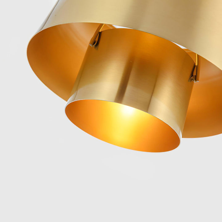 Dekorativ TERJE designlampe, moderne belysning i metal til kontor og hjem.