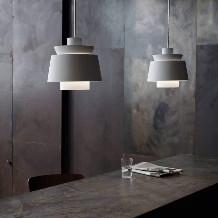 Moderne TERJE pendellampe, designlampe til hjem og kontor med flot metal finish.