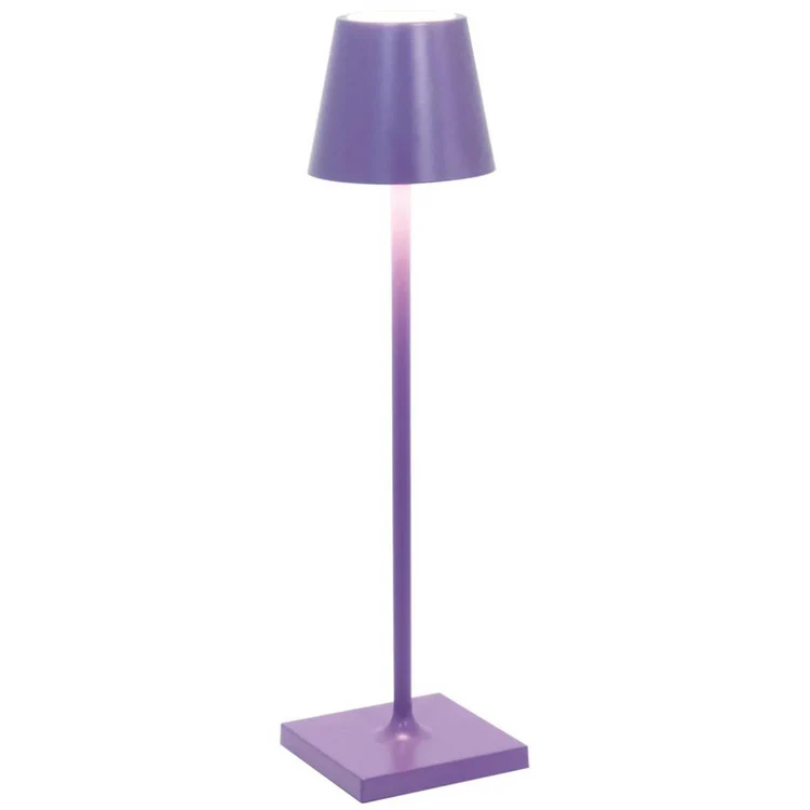 "Touch-sensitive LED-Tischlampe, kabellos, stilvolles Design, modernes Flair, in verschiedenen Farben verfügbar."
