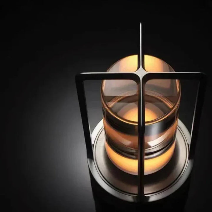Genopladelig trådløs LED lampe, ideel som skrivebordslampe eller hyggelig belysning.