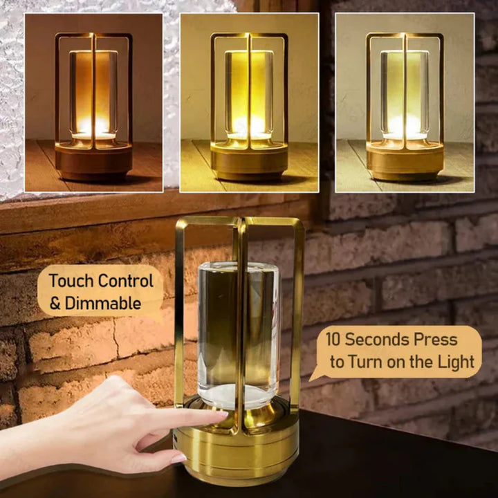 Smart LED bordlampe, justerbar og genopladelig. Perfekt som trådløs læselampe eller dekor.